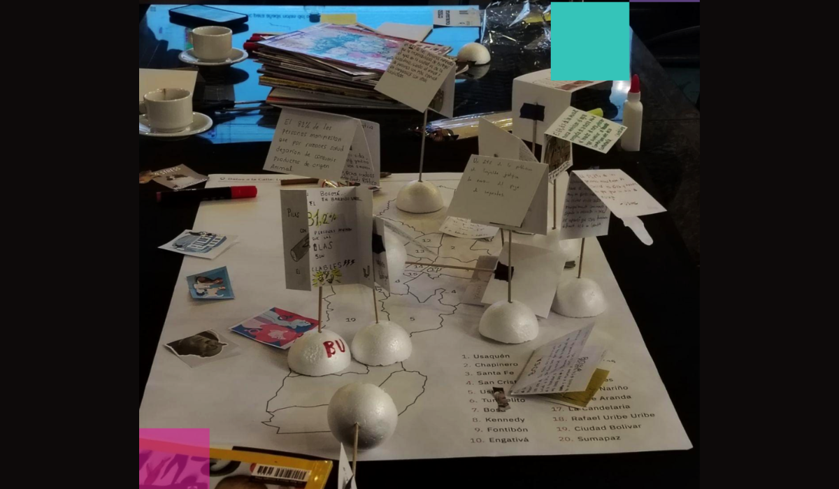 Telling Territories Through Data